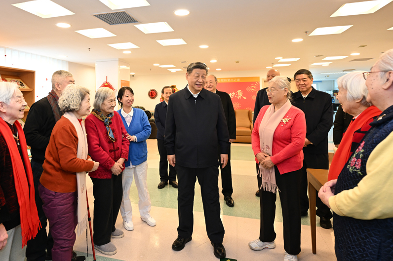 习近平：“老”是我们的财富，“小”是我们的未来