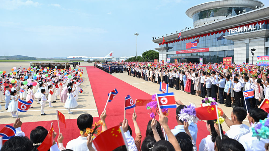 金正恩为习近平举行欢送仪式