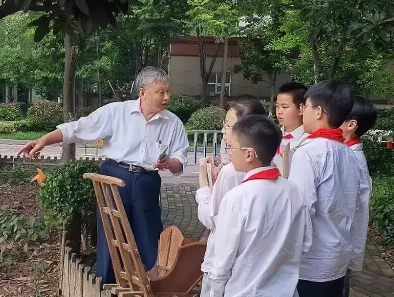 江海田间“拓荒牛” 银发深耕助振兴—— 记中国老科协科学技术奖获得者、退休高级农艺师黄颂禹